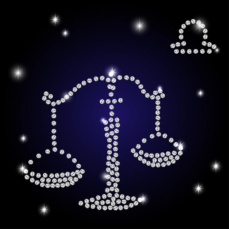 天秤男越来越爱你的表现(如何看出他对你的真心)