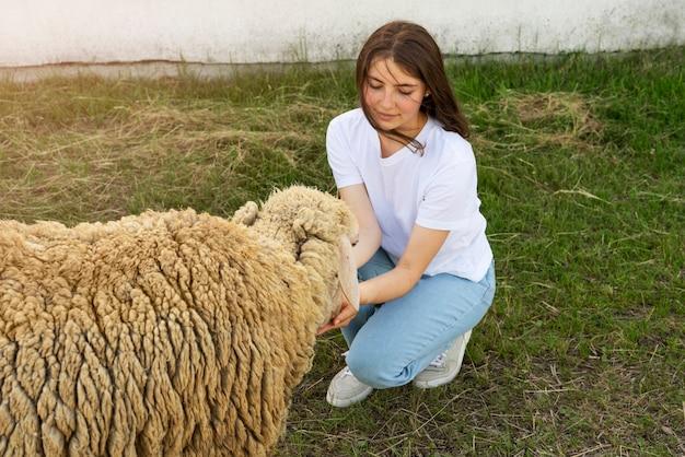 白羊座今日运势星座女生(好运连连财运亨通)