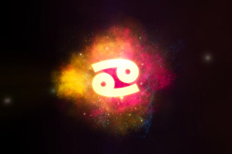 巨蟹男对你没兴趣的表现(如何看出他对你的冷漠)