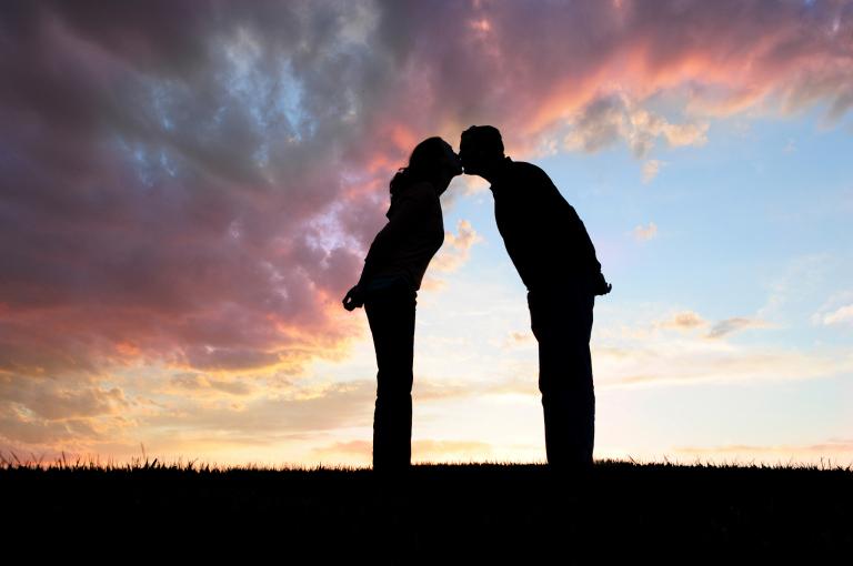 结婚选日子老黄历怎么算(如何选出最佳结婚日)