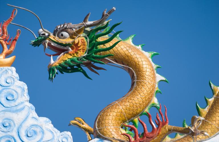 今年属龙的是哪年出生的(2024年属龙的人有哪些特点)