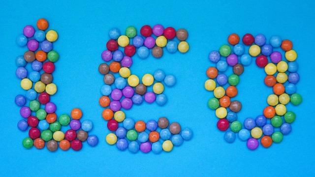 狮子女的性格特点和爱情观(热情洋溢追求完美)