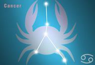 七月份的巨蟹座有什么性格(揭秘情感细腻家庭至上)