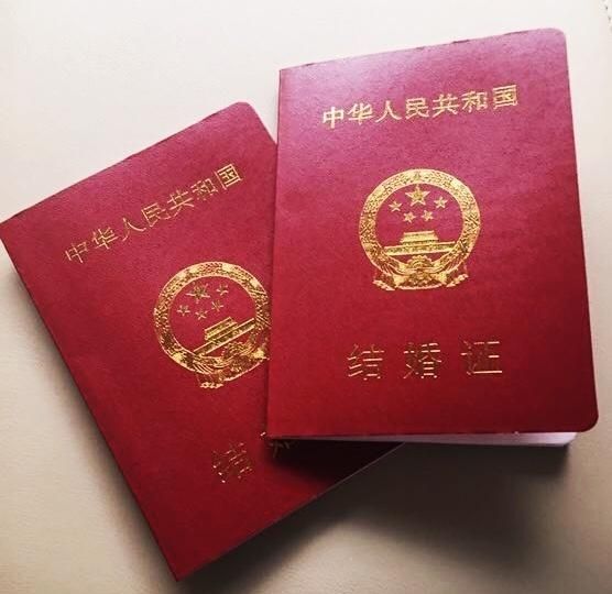 88年龙女过了35岁就会二婚吗:婚姻观念、社会压力下的抉择