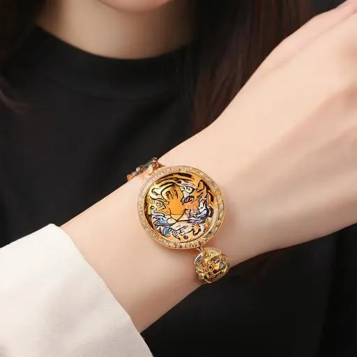 86年属虎女人长期佩戴啥最好:1986年属虎女适合佩戴什么首饰 86年属虎女人长期佩戴啥最好:1986年属虎女适合佩戴什么首饰