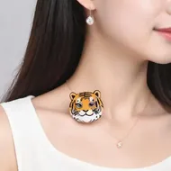 86年属虎女人长期佩戴啥最好：1986年属虎女适合佩戴什么首饰